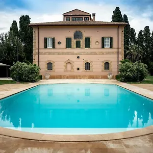 Lanzirotti Luxury Villa